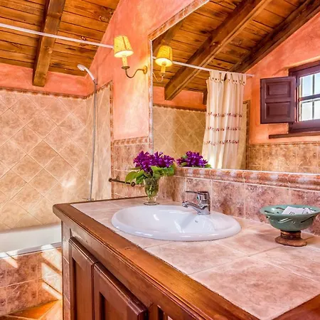 Holiday home Lagar Pilones